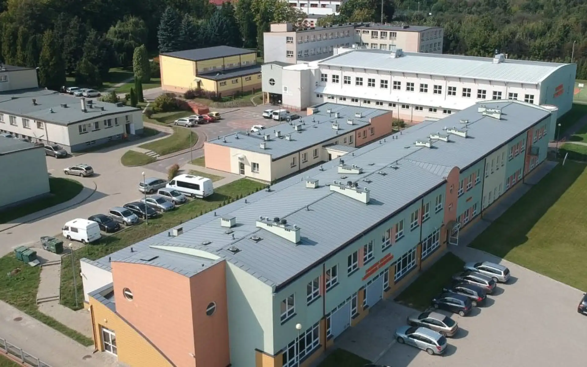 montaż klimatyzacji w placówce szkoleniowej
